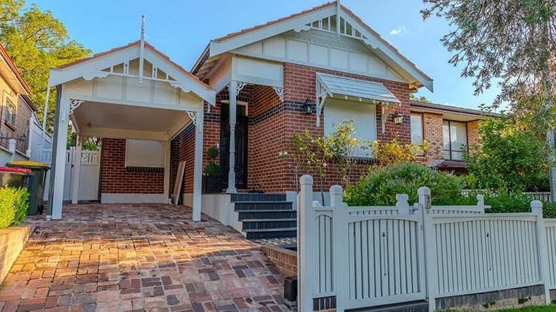 Housing market splits as Perth surges and largest capitals retreat