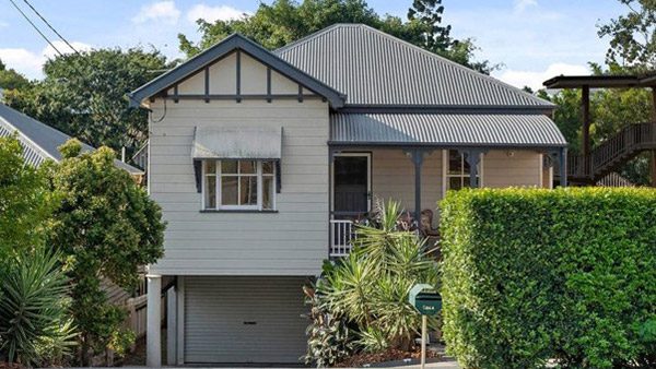 584A-Vulture-Street-East